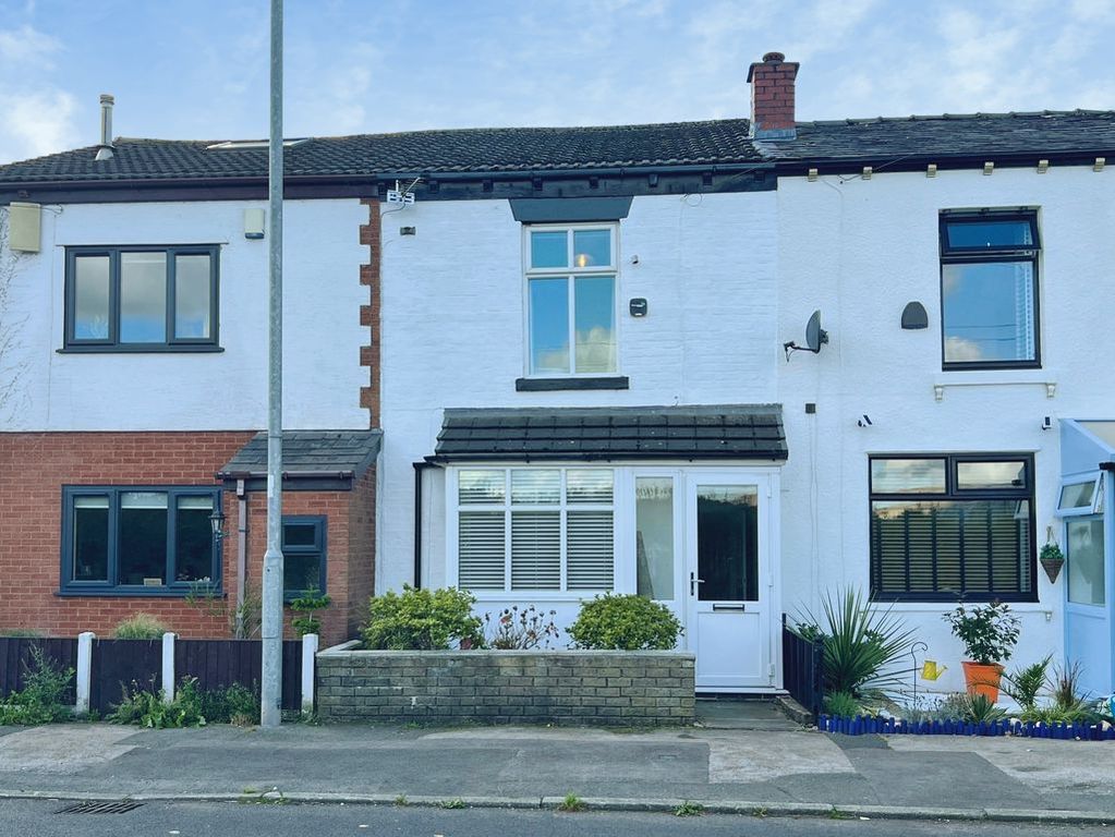 Property photo 1 of 17 External