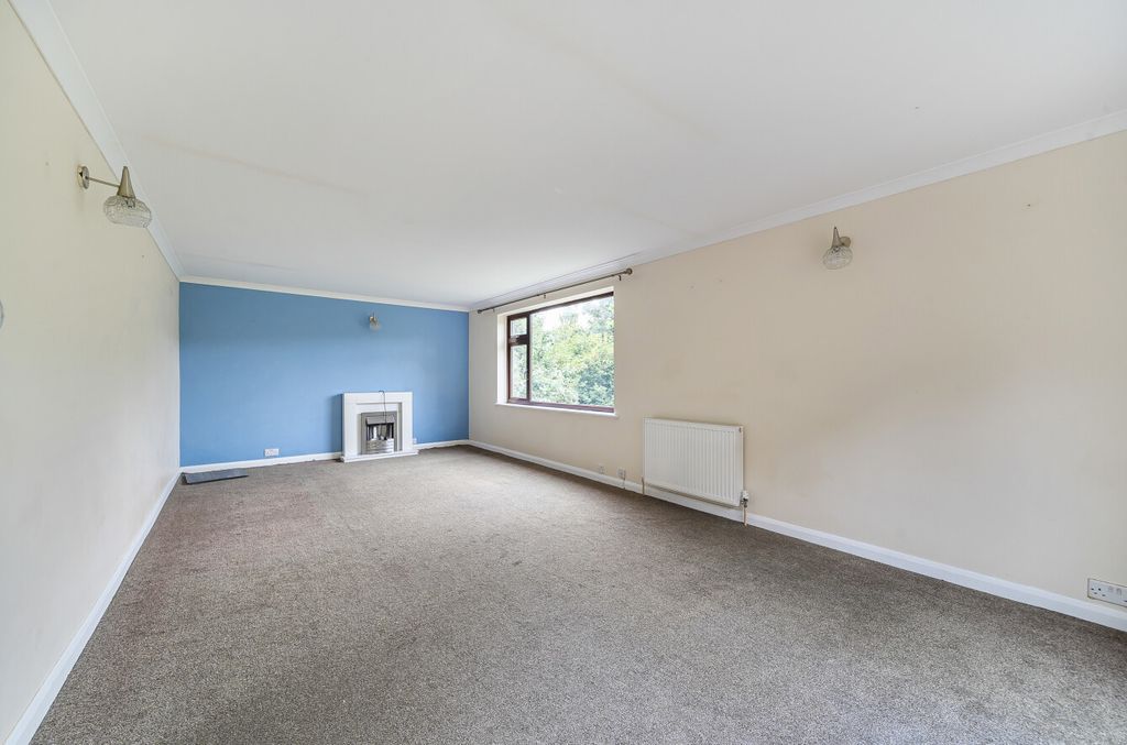 Property photo 3 of 21 3 - 1332672-9-6888Cab...