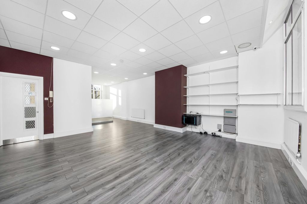 Property photo 2 of 14 Mg_0514.Jpg