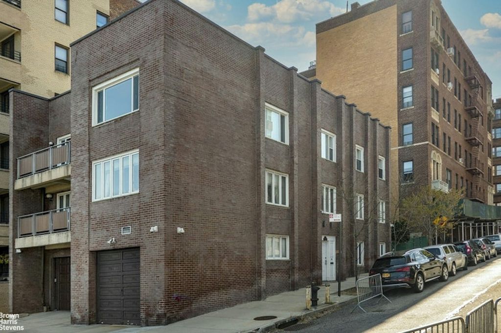 Property photo 2 of 15 <Alttext/>