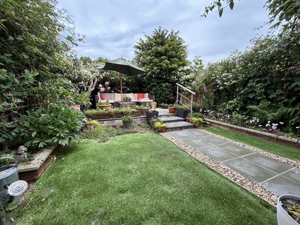 Property photo 2 of 14