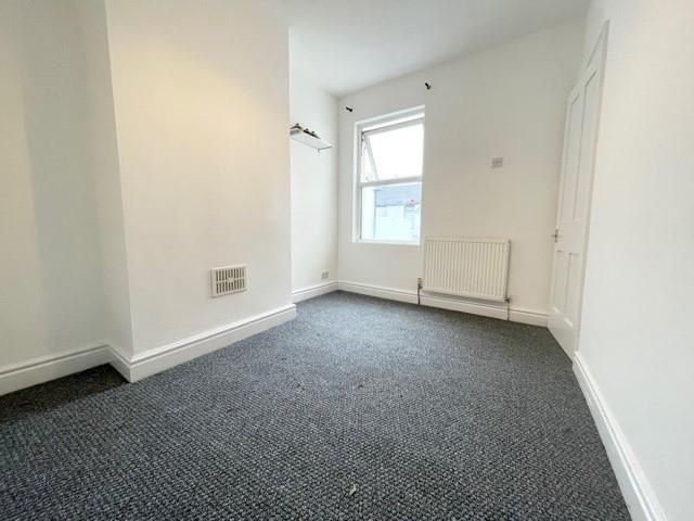 Property photo 3 of 7 Image
