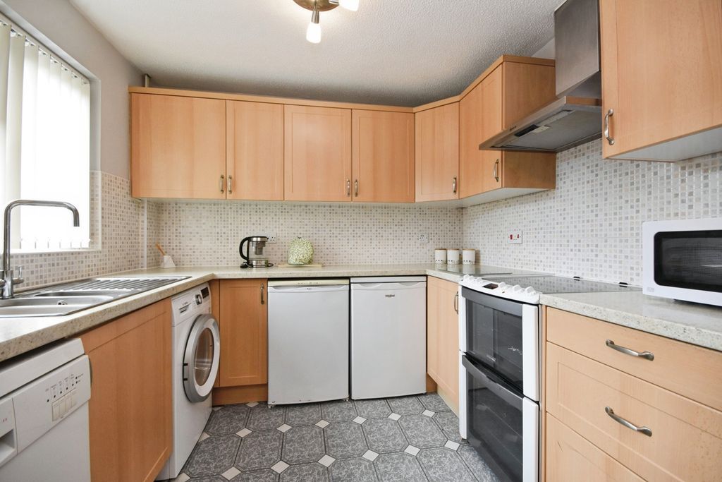 Property photo 3 of 20 Pbox-Img.Jpg