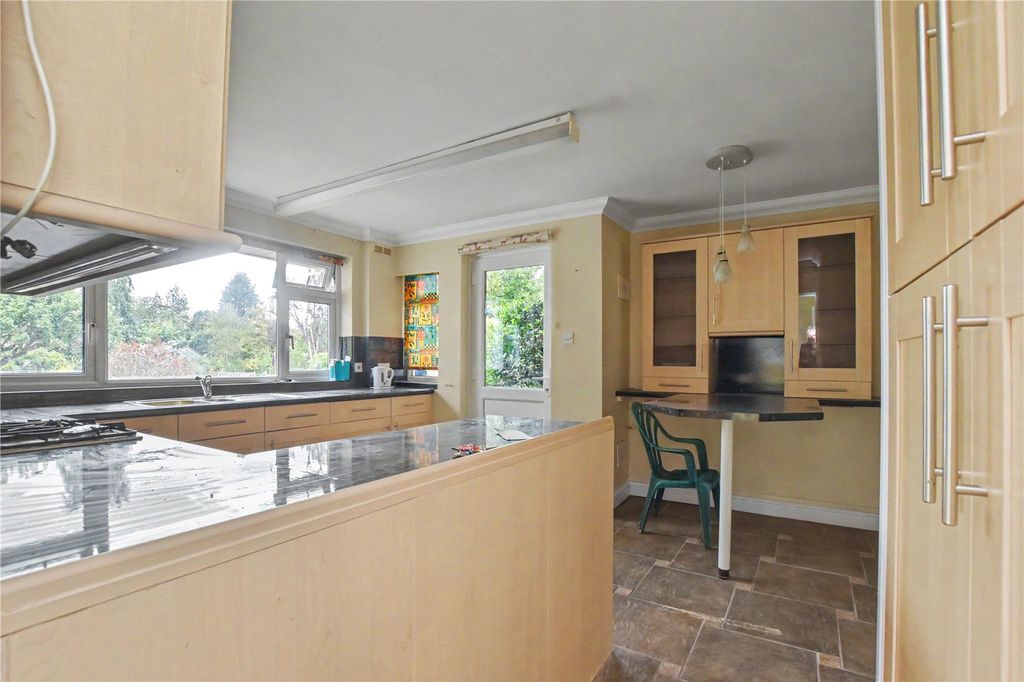 Property photo 3 of 29 Picture No. 16