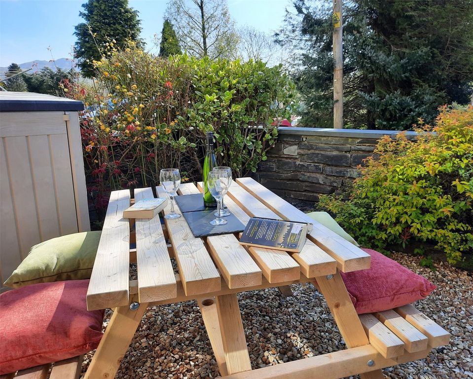 Property photo 2 of 21 Picture No. 43