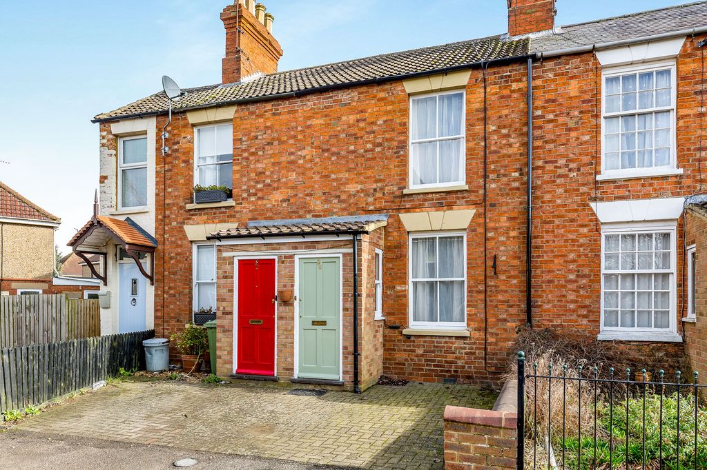Property photo 1 of 10 1c12Dedd-c7c1-4F09-B