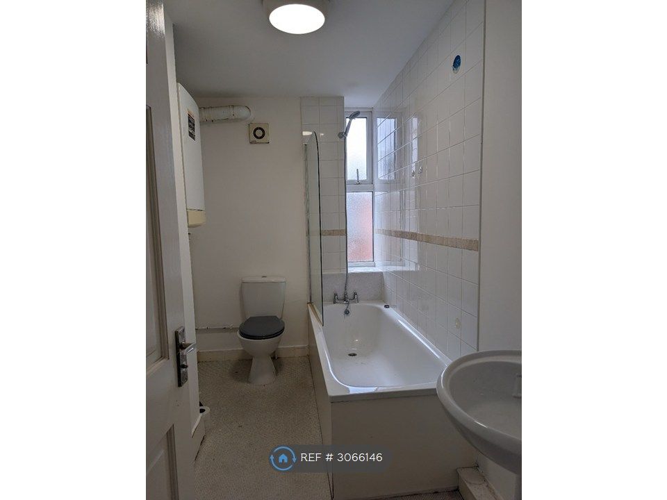 Property photo 3 of 4