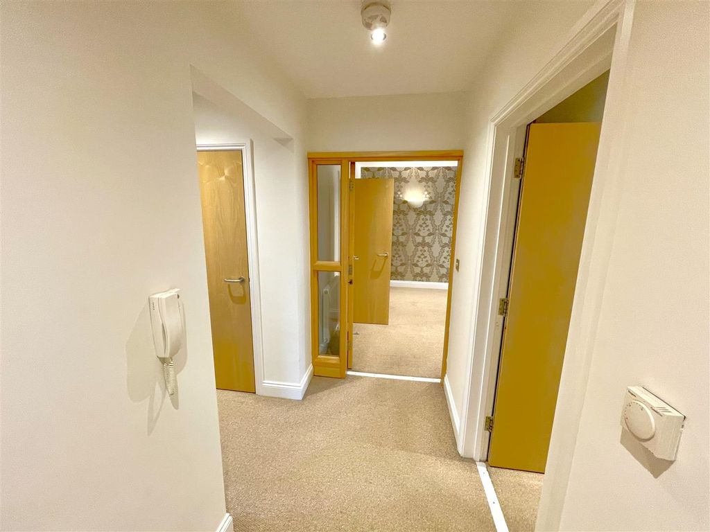Property photo 3 of 11 Img_0046.Jpg