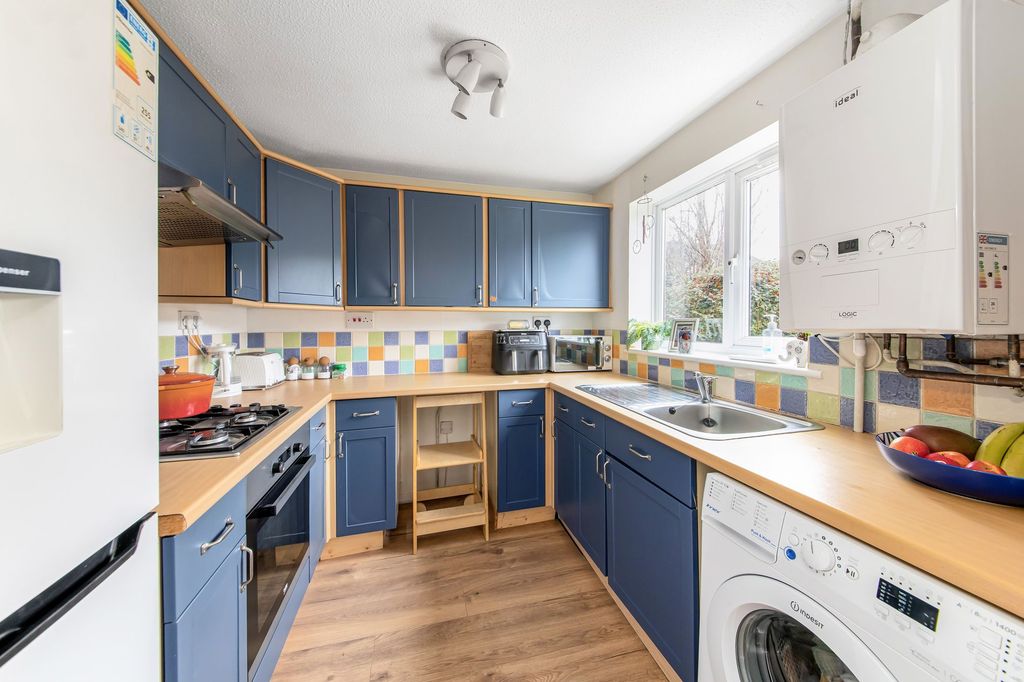 Property photo 3 of 17