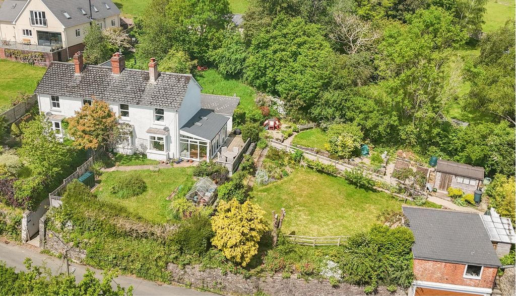 Additional image 19 of 3 bed semi-detached house for saleHigh Street, Bampton, Tiverton EX16