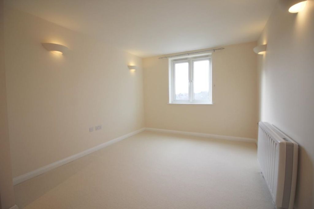 Property photo 3 of 8 4549_Room08Image0224