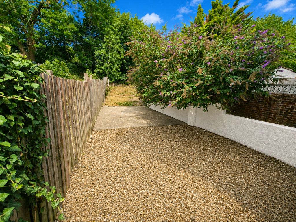 Property photo 2 of 6 5354581