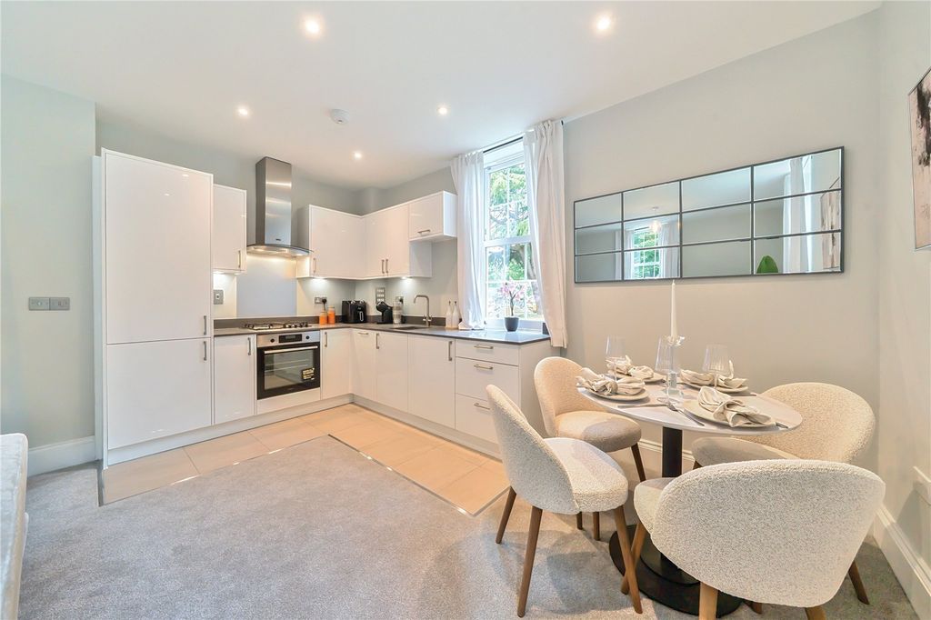 Property photo 3 of 13 Picture No. 18