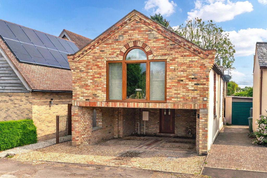 Property photo 1 of 18