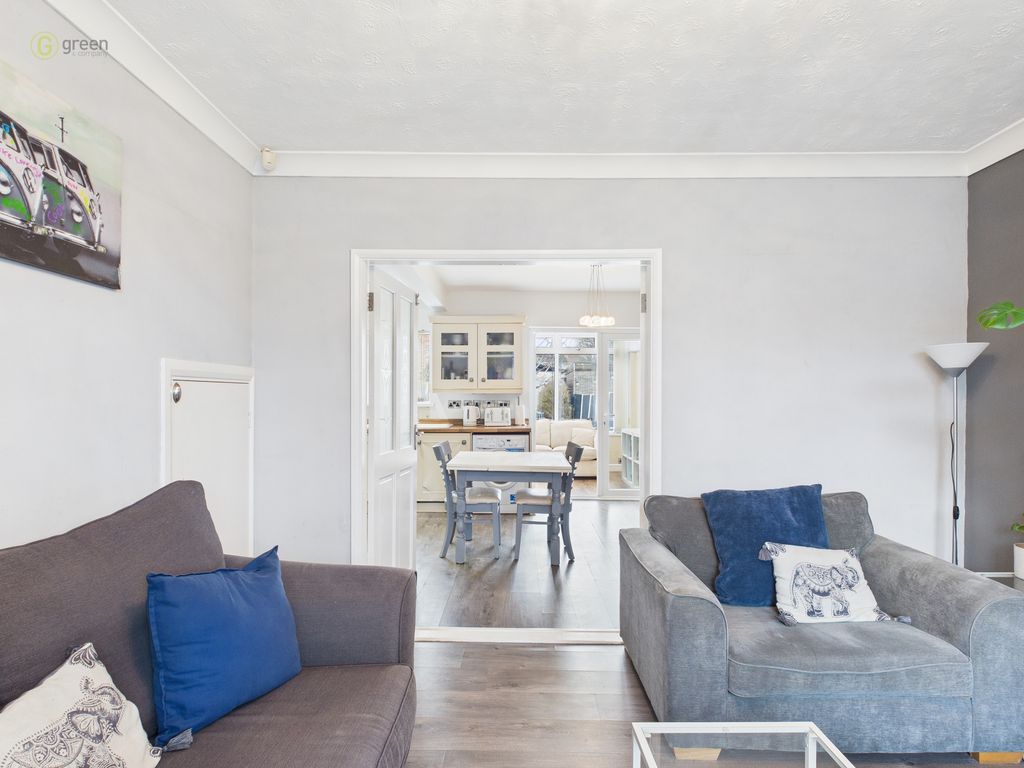 Property photo 3 of 35