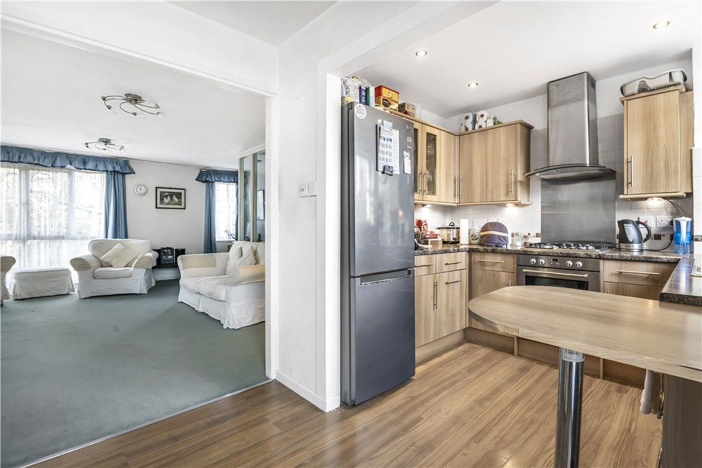 Property photo 3 of 16 Kitchen/Dining Room