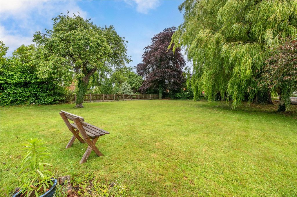 Property photo 2 of 16 Picture No. 04