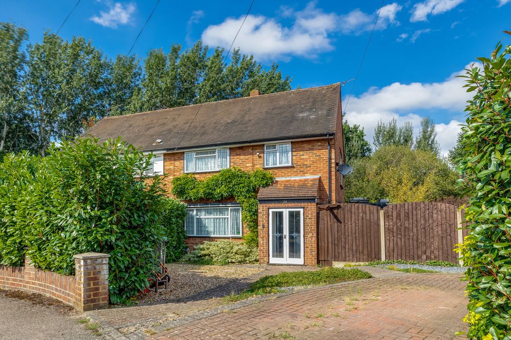 Property photo 1 of 9