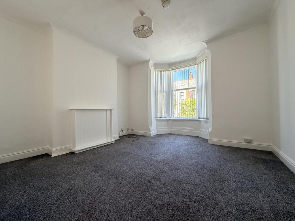 Property photo 2 of 15 Living Room