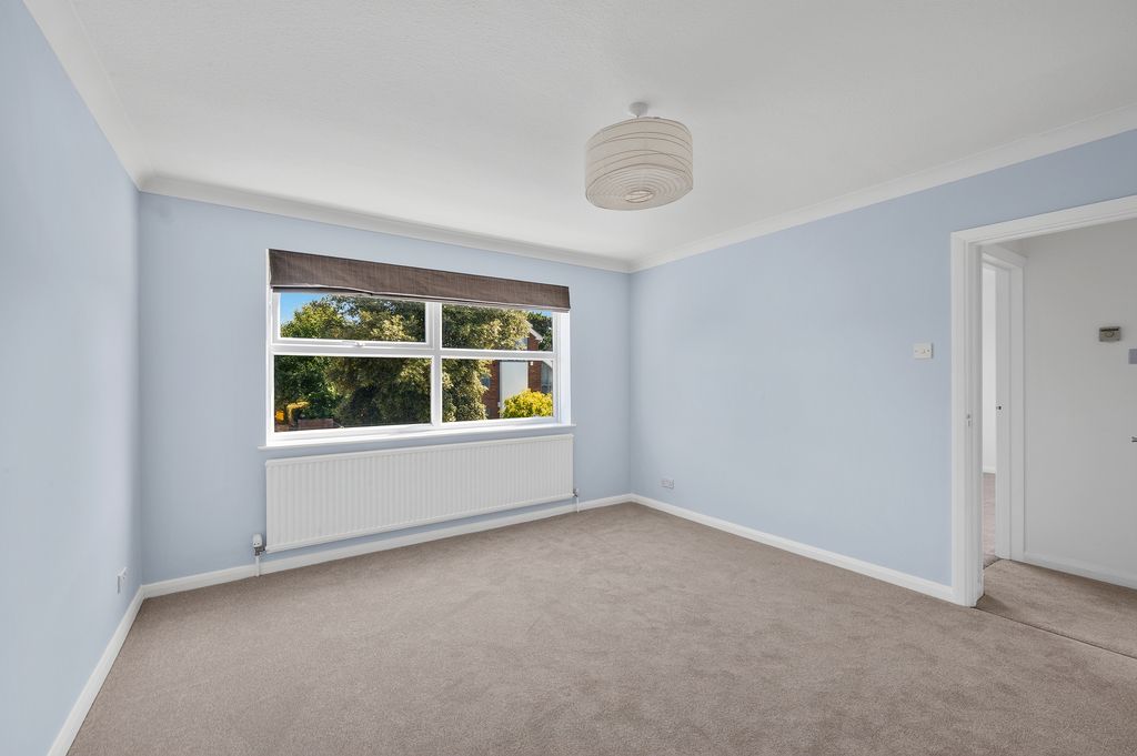 Property photo 3 of 9