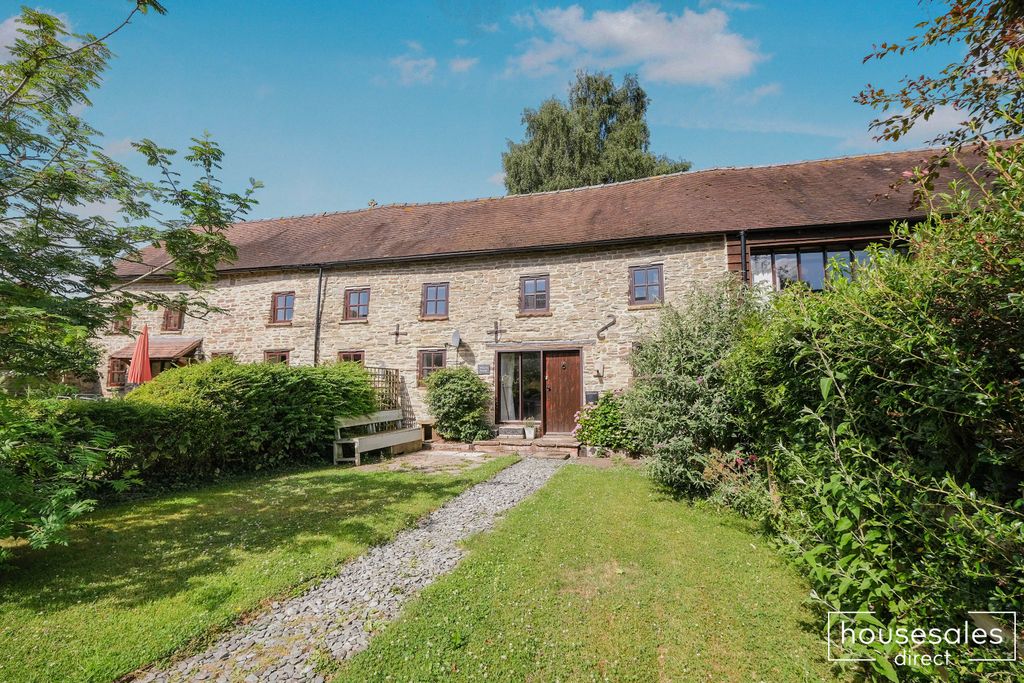 Property photo 1 of 11