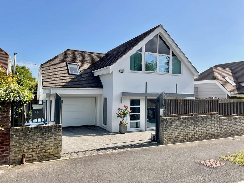 Property photo 1 of 31