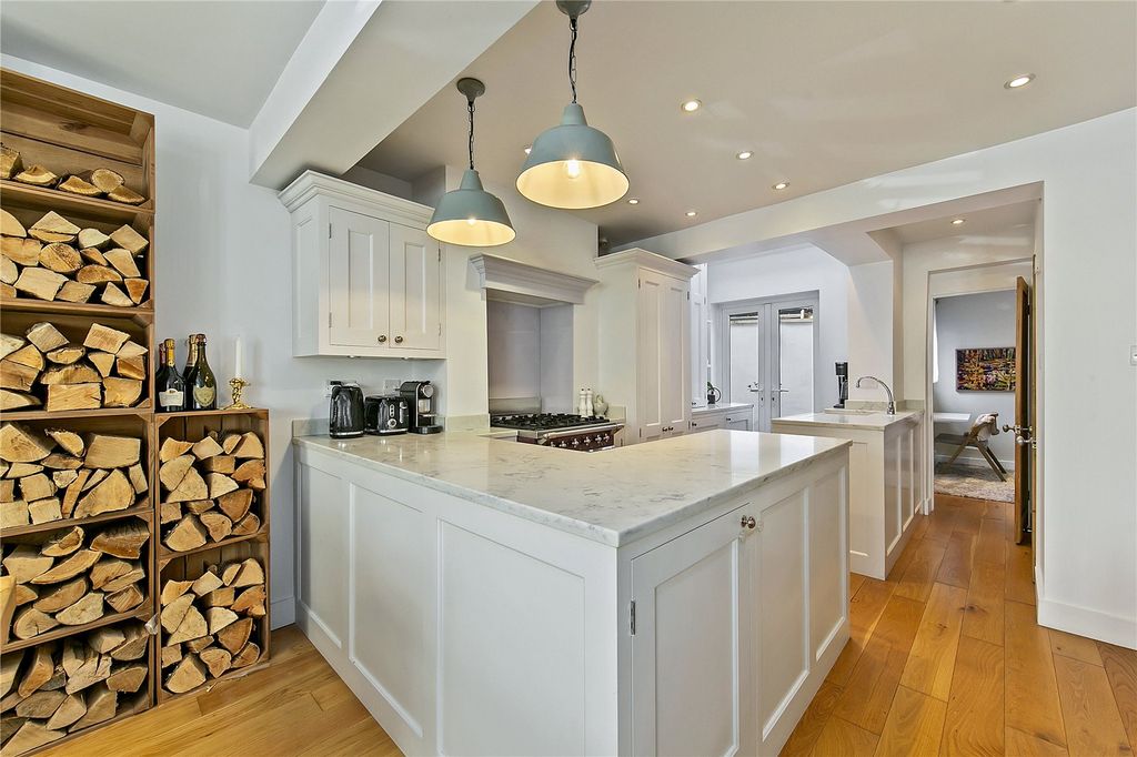 Property photo 3 of 15 Picture No. 13