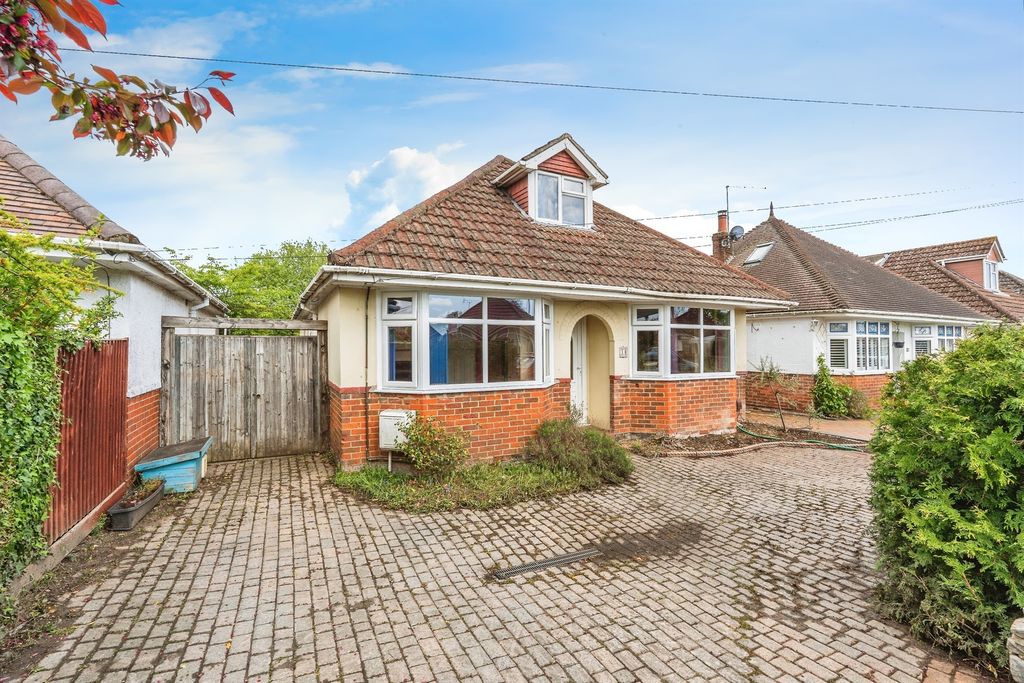 Property photo 1 of 17