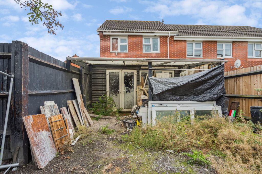 Property photo 2 of 17