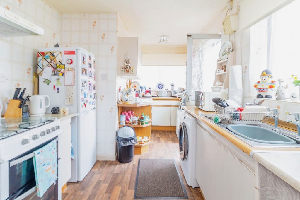 Property photo 2 of 15