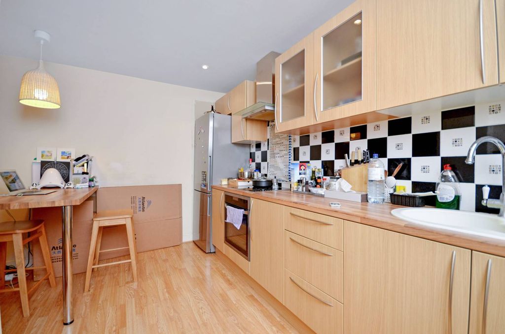 Property photo 3 of 7