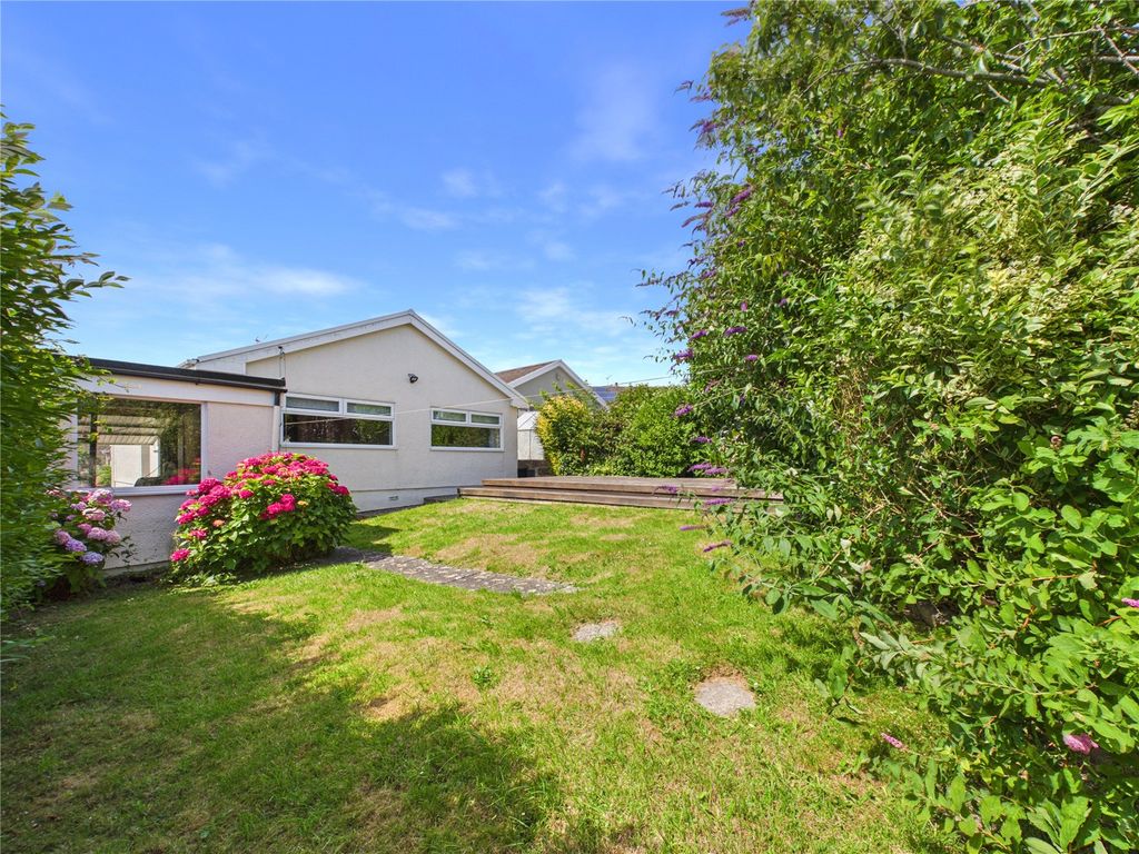 Property photo 3 of 16 Picture No. 17