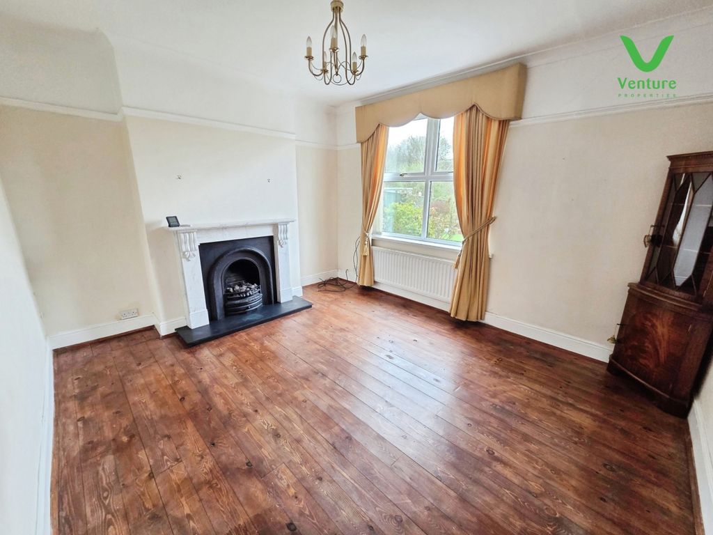 Property photo 2 of 19 Pbox-Img.Jpg