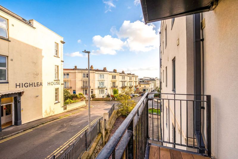 Property photo 3 of 16 Photo 2