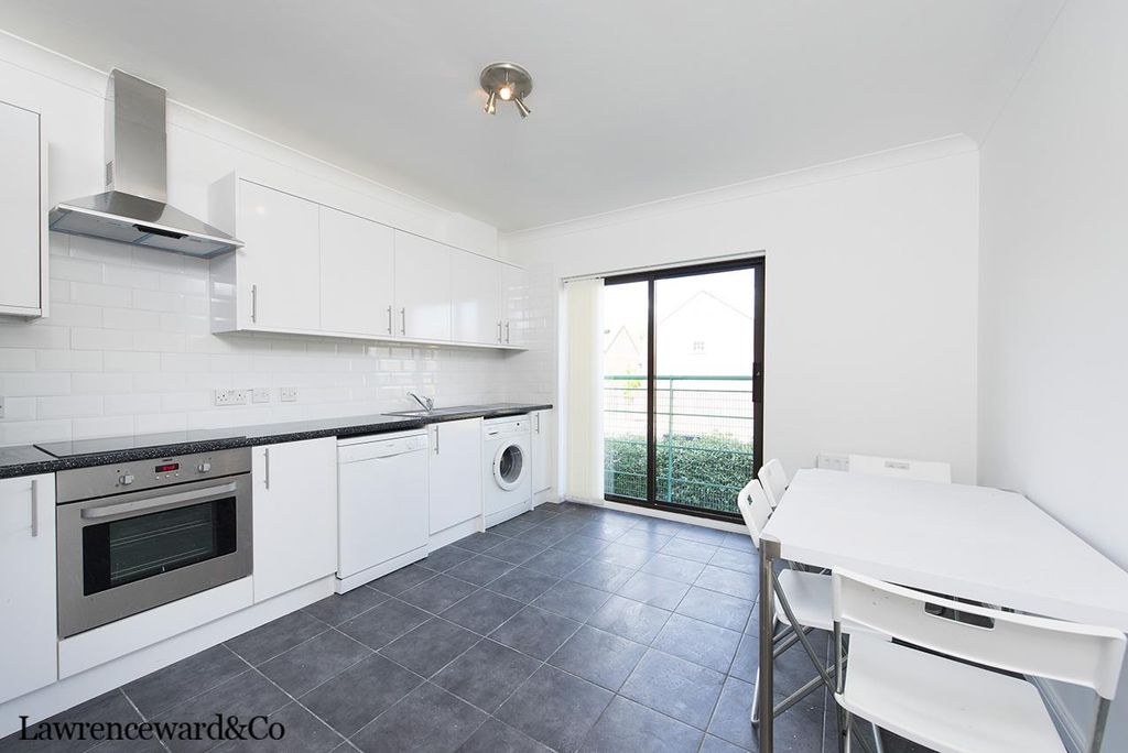 Property photo 2 of 13 W (4).Jpg