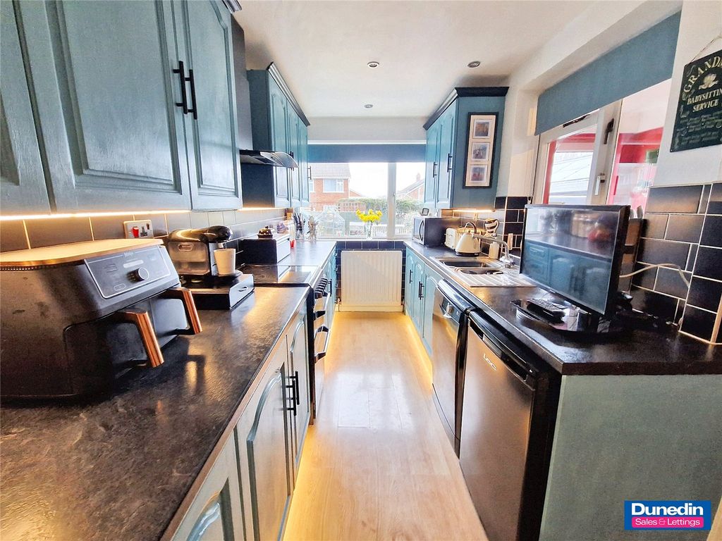 Property photo 3 of 17 Picture No. 03