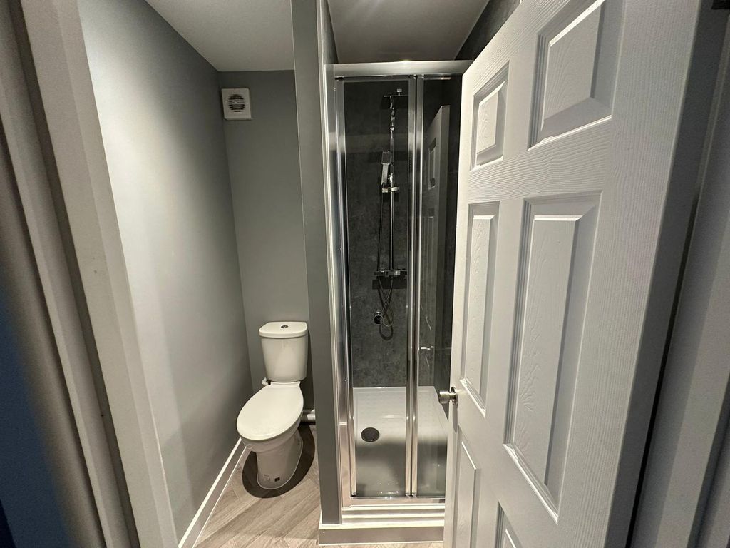 Property photo 3 of 5 Photo