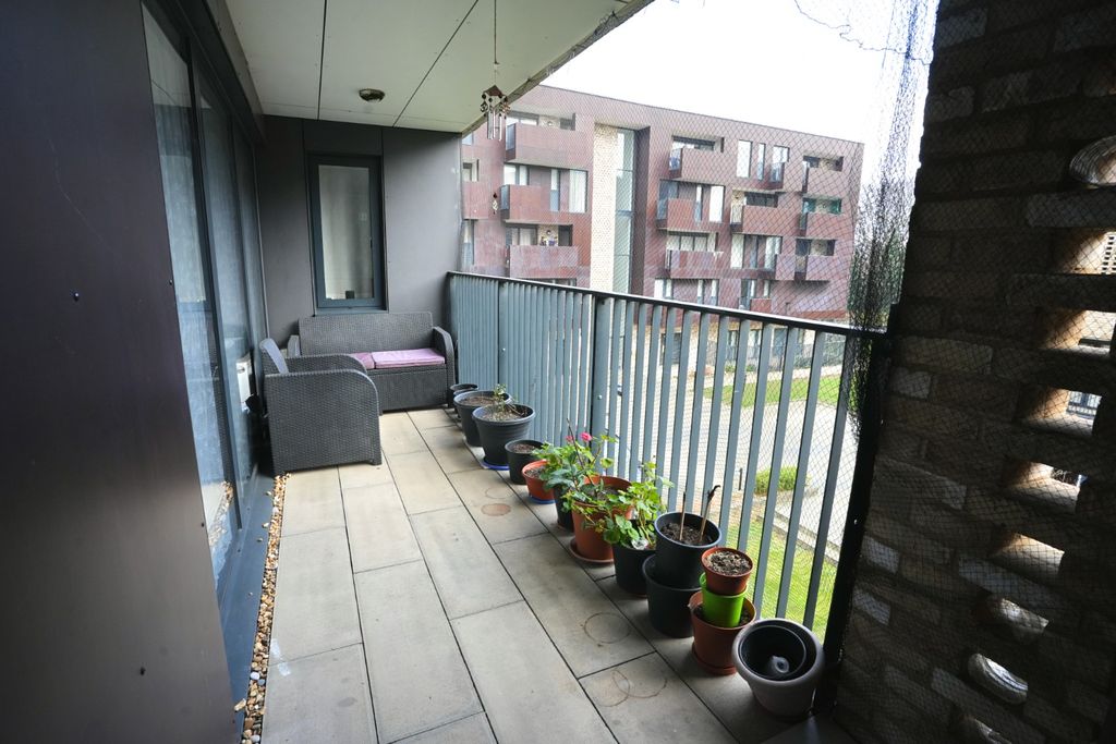 Property photo 1 of 12 4024721