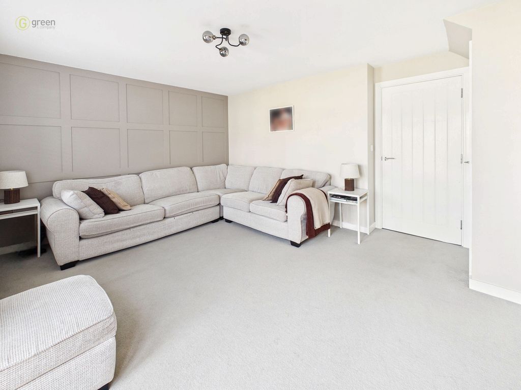 Property photo 3 of 23 B1c3Fadf3c3F43B4A61752dc04A3501F100Cam04425G0Pr0431Still003