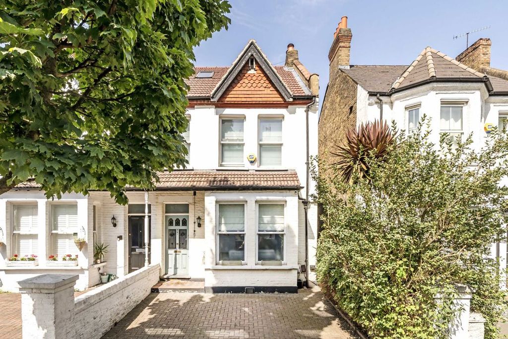 Property photo 1 of 12