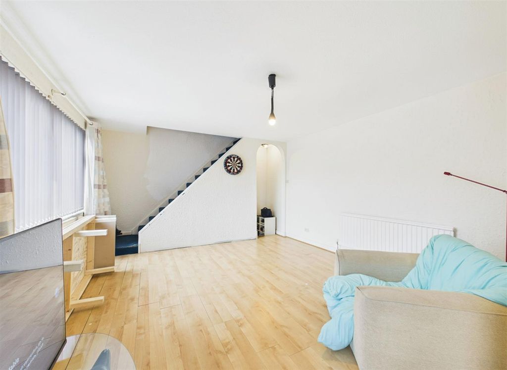 Property photo 1 of 7 Cam05080G0-Pr0302-Still012-001.Jpg