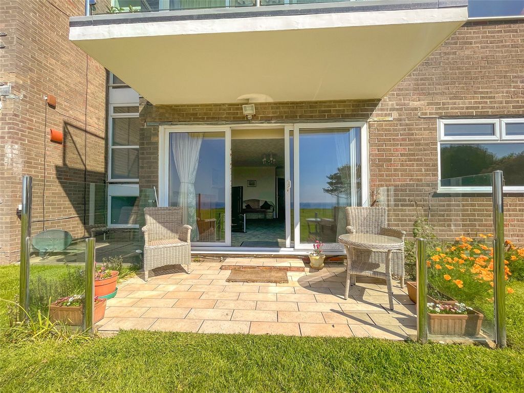 Property photo 3 of 17 Picture No. 25