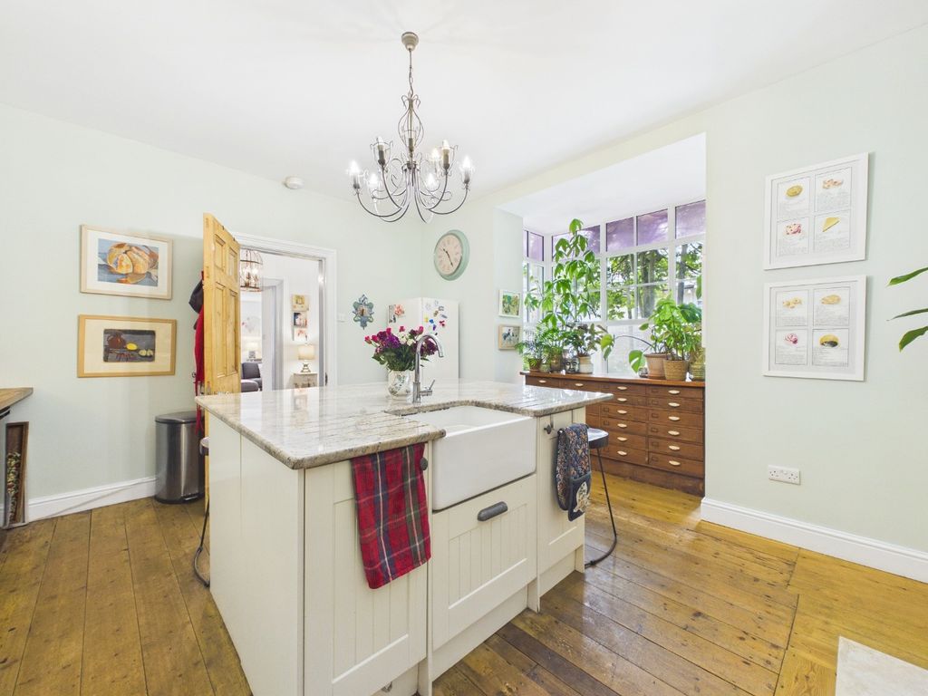 Property photo 3 of 32 5231764