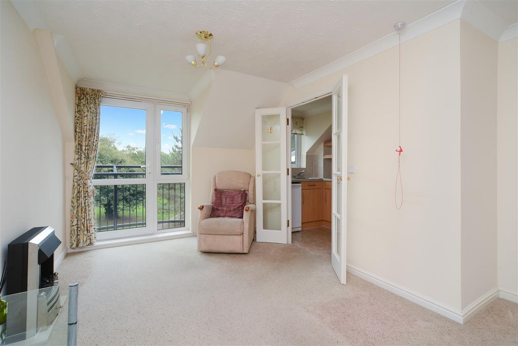 Property photo 3 of 13 Greenwood Court (7).Jpg