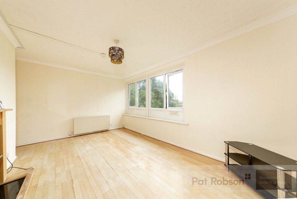 Property photo 2 of 9 Picture 2