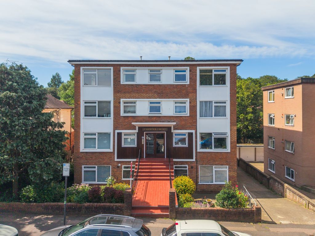 Property photo 1 of 10
