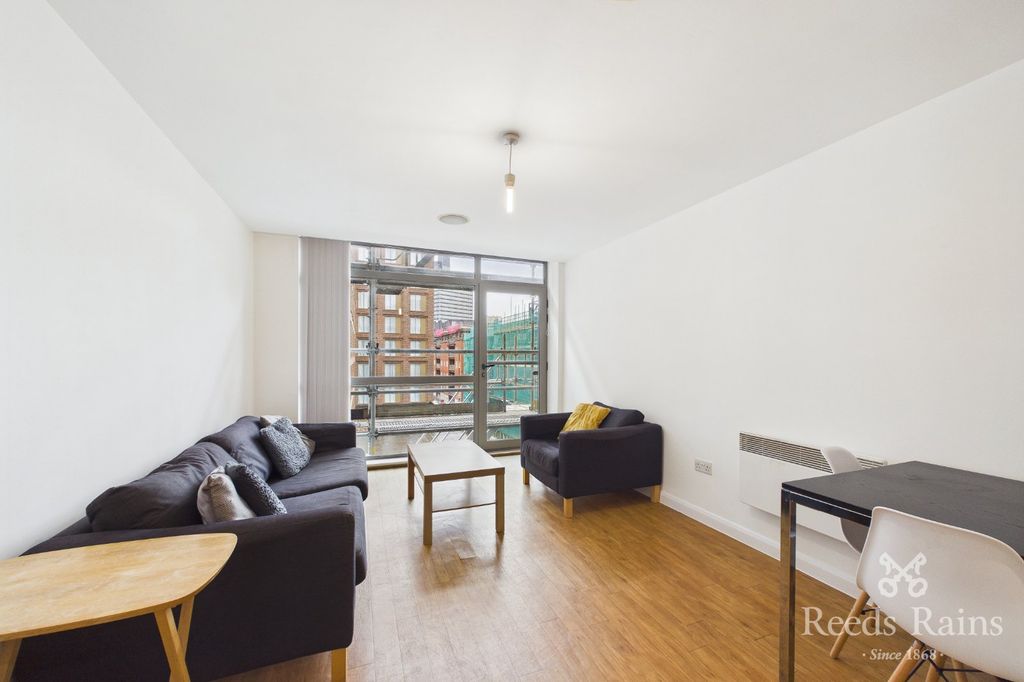 Property photo 2 of 8 Picture No. 09