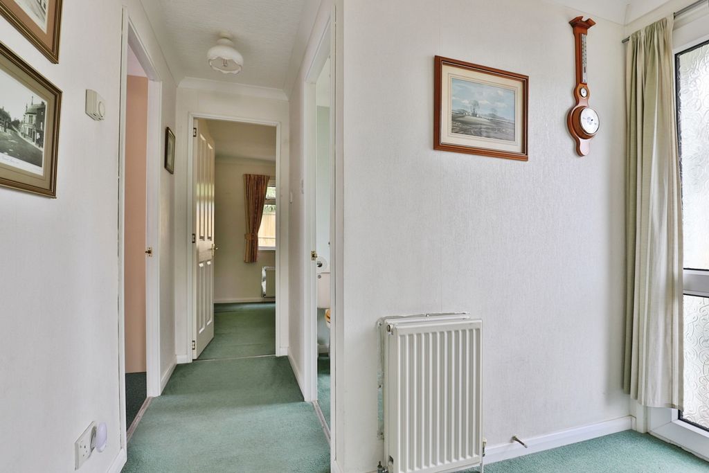 Property photo 2 of 15 Pbox-Img.Jpg