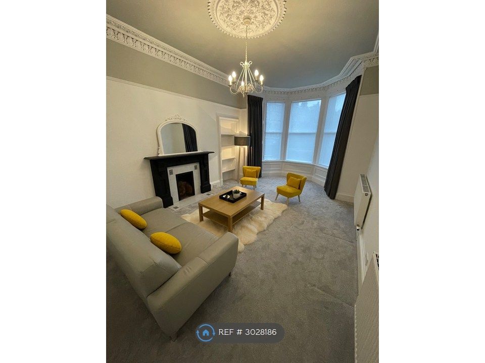 Property photo 1 of 15 Living Room
