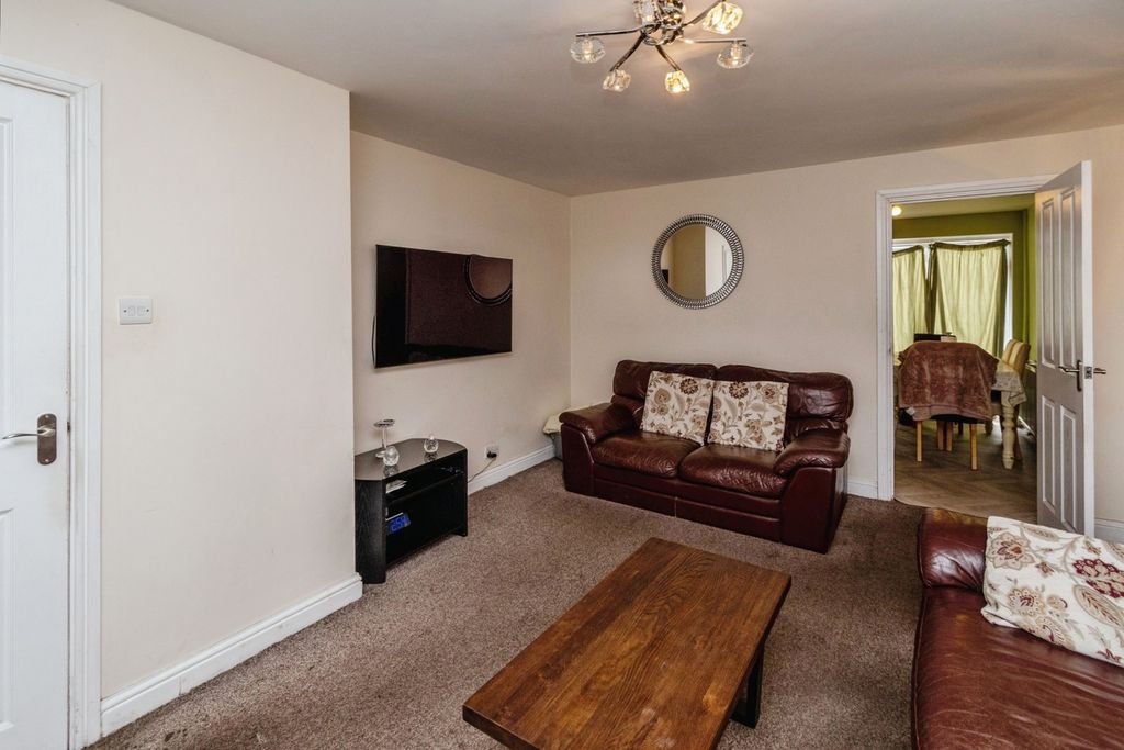 Property photo 2 of 14 Pbox-Img.Jpg